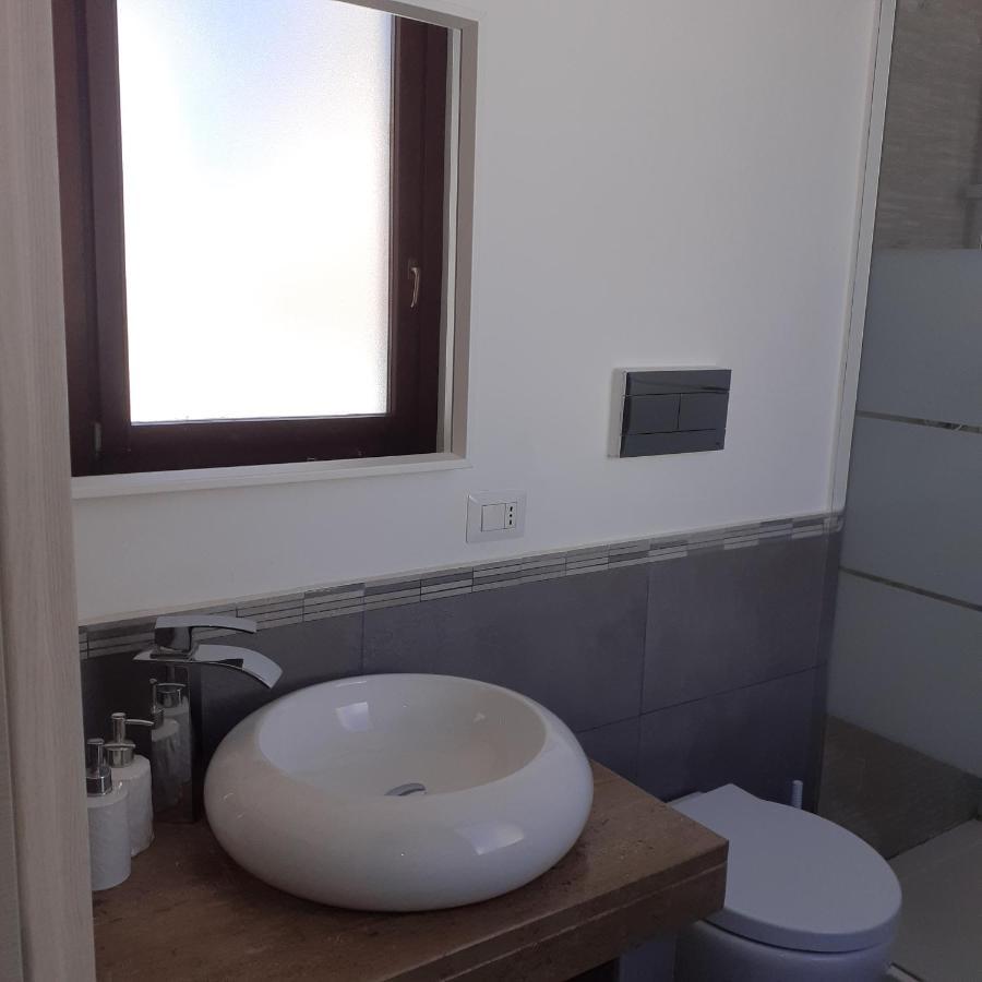 Sweet Suite Margherita B&B Маргерита-ді-Савоя Екстер'єр фото