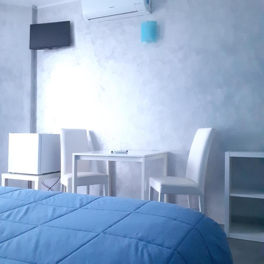 Sweet Suite Margherita B&B Маргерита-ді-Савоя Екстер'єр фото