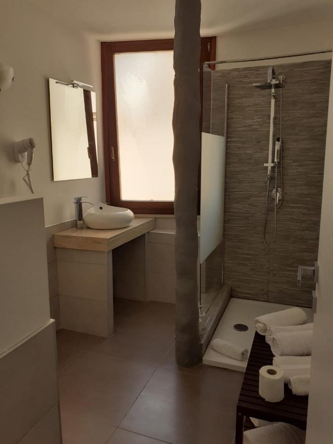 Sweet Suite Margherita B&B Маргерита-ді-Савоя Екстер'єр фото